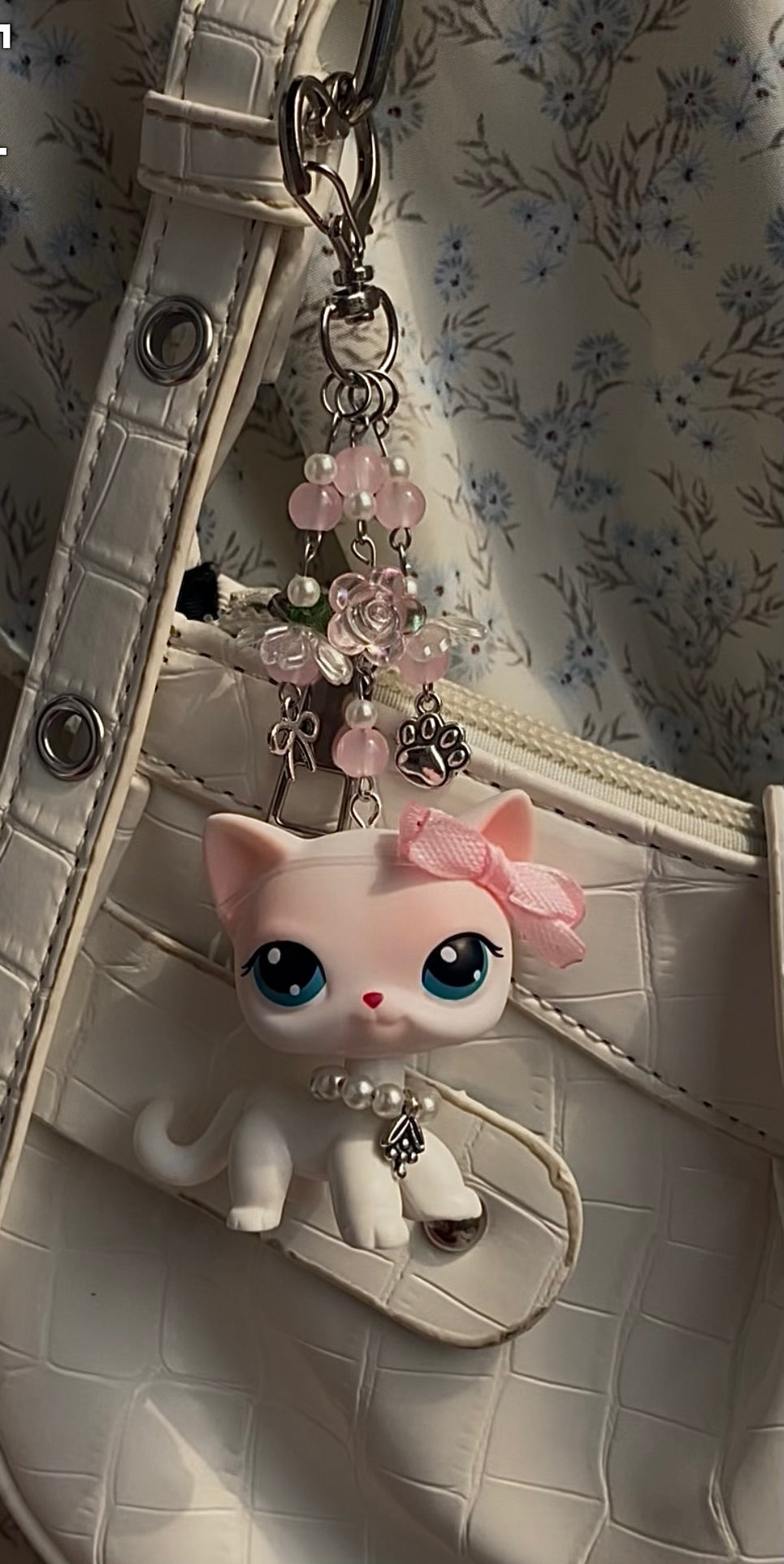 Littlest Pet Shop Shorthair cat bag charm trinket keychain