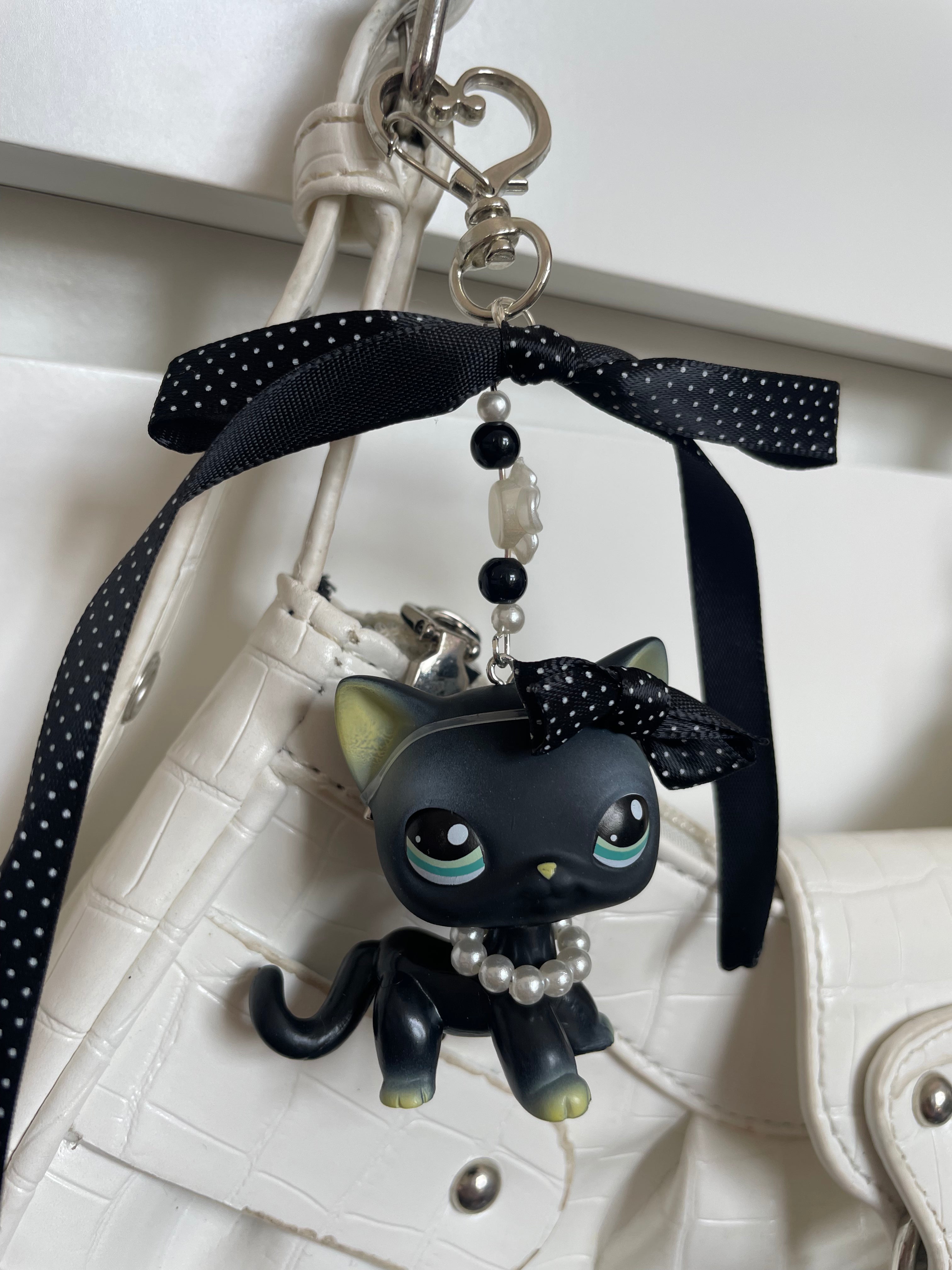 Littlest Pet shop Keyring/Bag Charm Shorthair Cat #994