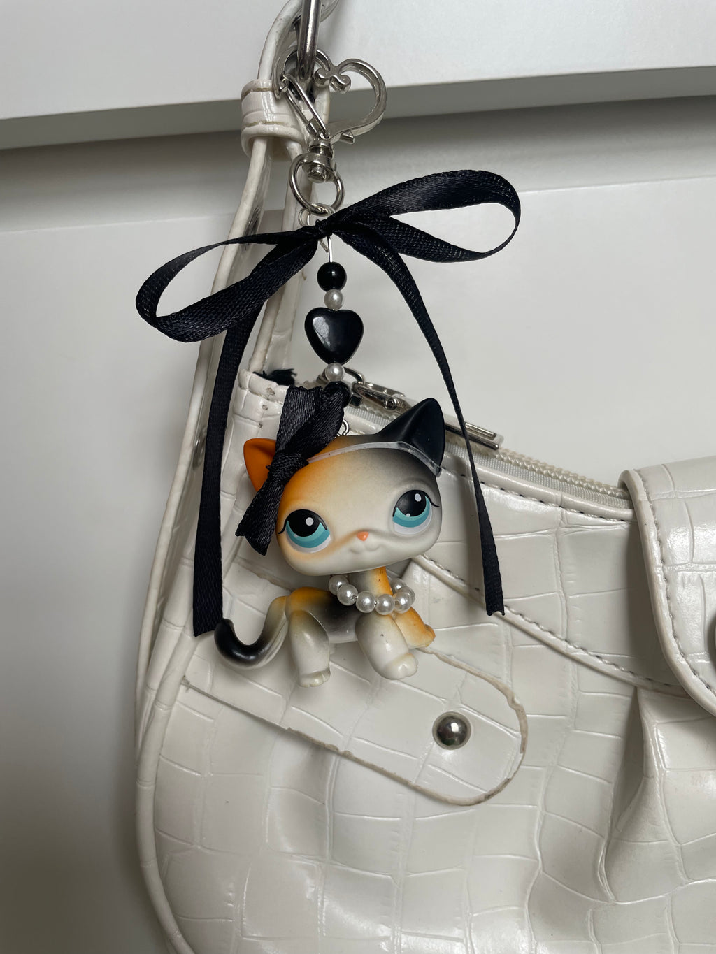 Littlest Pet Shop Keyring/Bag charm shorthair cat #106